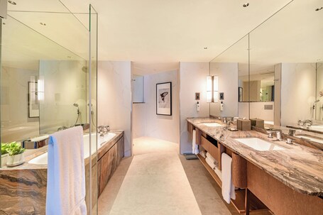 Mandarin Oriental, Singapore - Image 105