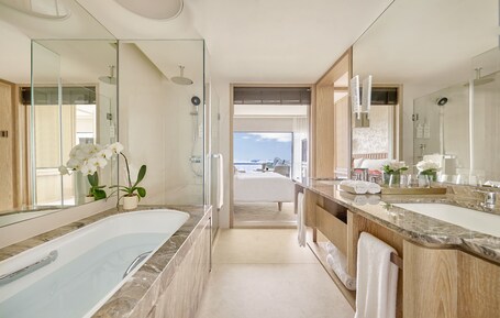 Mandarin Oriental, Singapore - Image 7