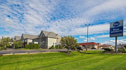 Best Western Crown Inn & Suites