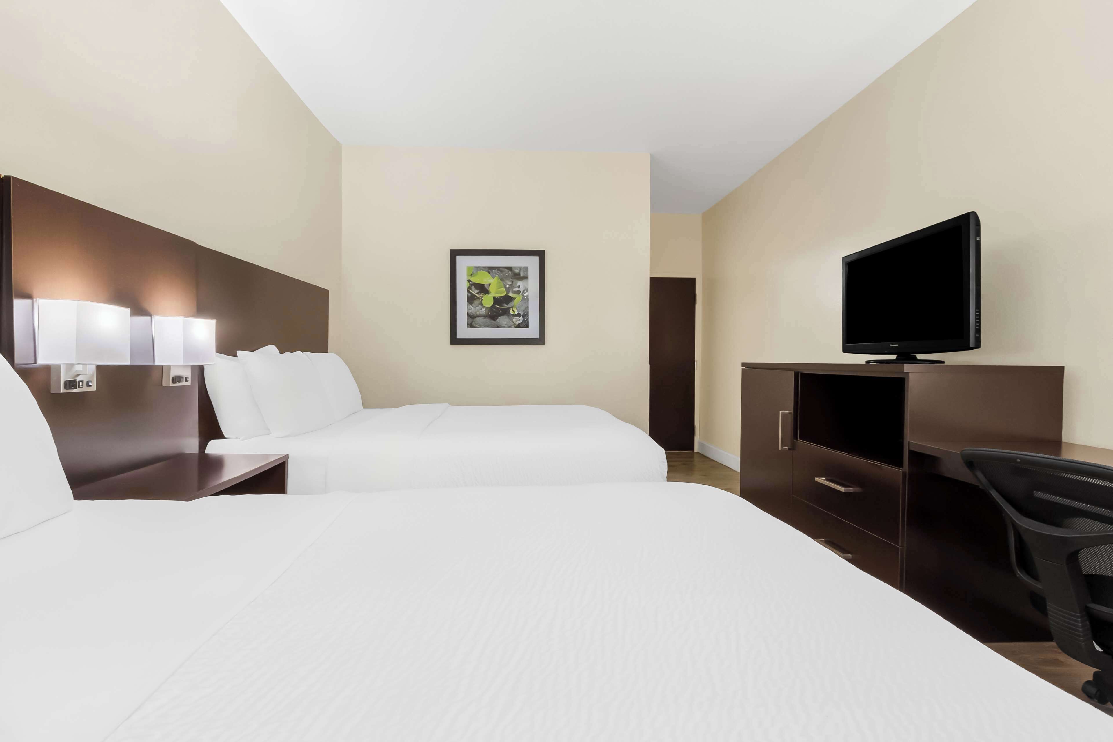 Photo - Best Western Patriots Point