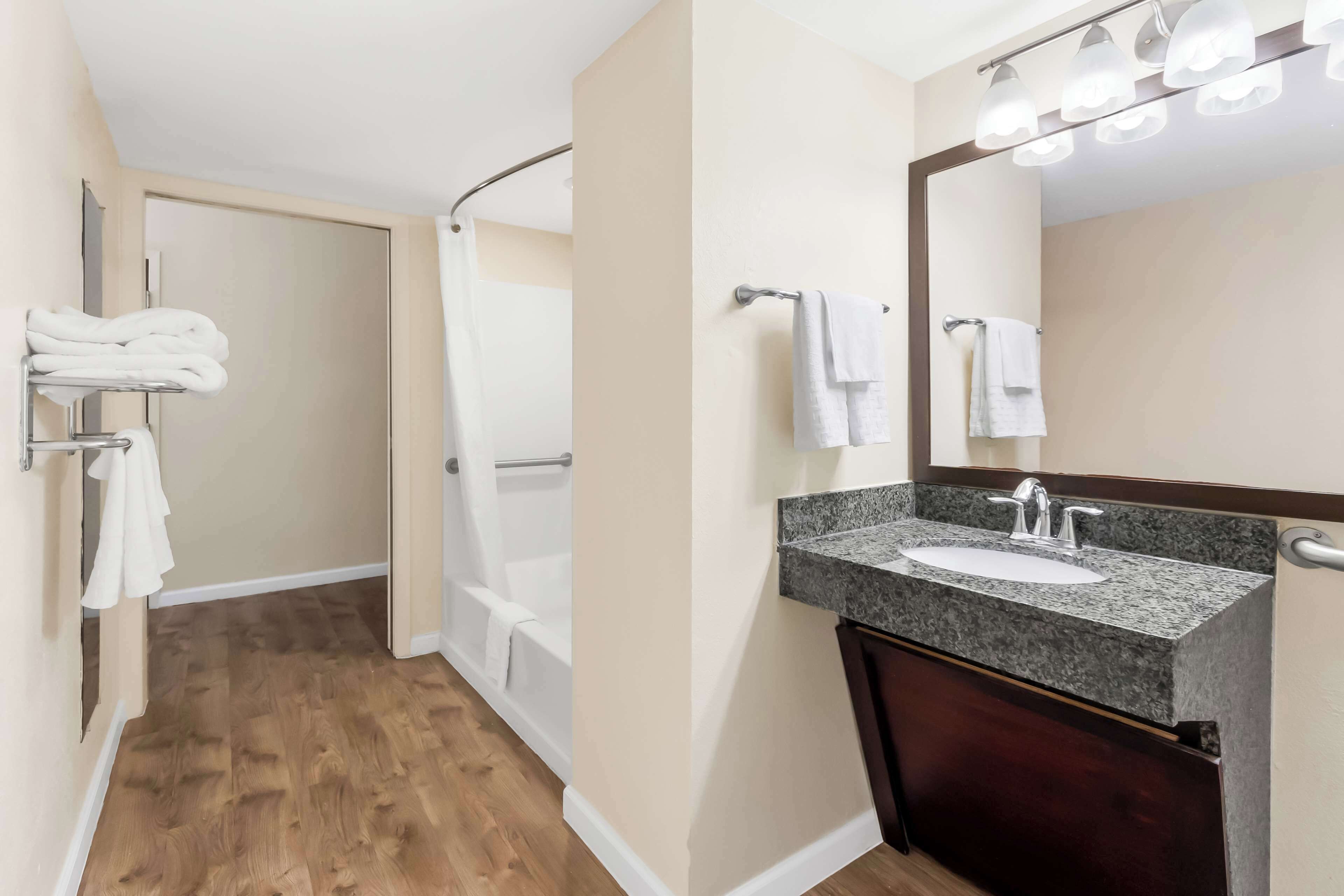 Photo - Best Western Patriots Point