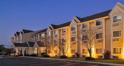 Microtel Inn & Suites by Wyndham Leesburg/Mt Dora