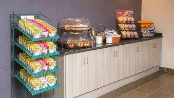 Free daily continental breakfast
