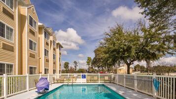 Alberca al aire libre