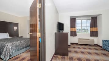 Suite, 1 Queen Bed, Refrigerator | In-room safe, desk, iron/ironing board, free cribs/infant beds