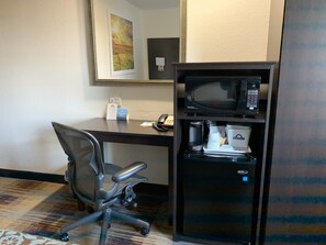 In-room safe, desk, iron/ironing board, free cots/infant beds