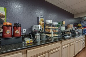 Interior - Microtel Inn & Suites by Wyndham Oklahoma City Airport (Oklahoma City)