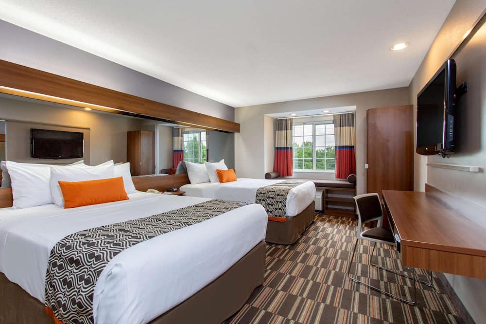 Microtel Inn & Suites by Wyndham Philadelphia Airport