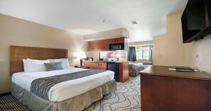 Standard Room, 2 Queen Beds, Non Smoking, Refrigerator & Microwave | Individually furnished, desk, laptop workspace, iron/ironing board - SureStay Plus Hotel by Best Western Rocklin (Rocklin)