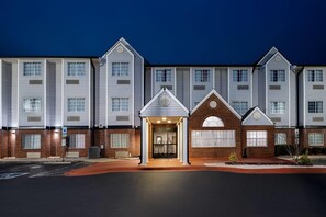 Exterior - Microtel Inn & Suites by Wyndham Statesville (Statesville)