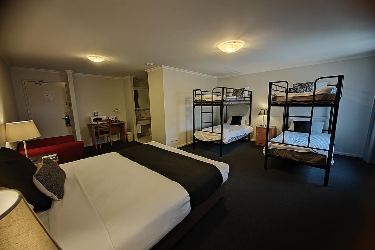 Chambre Familiale