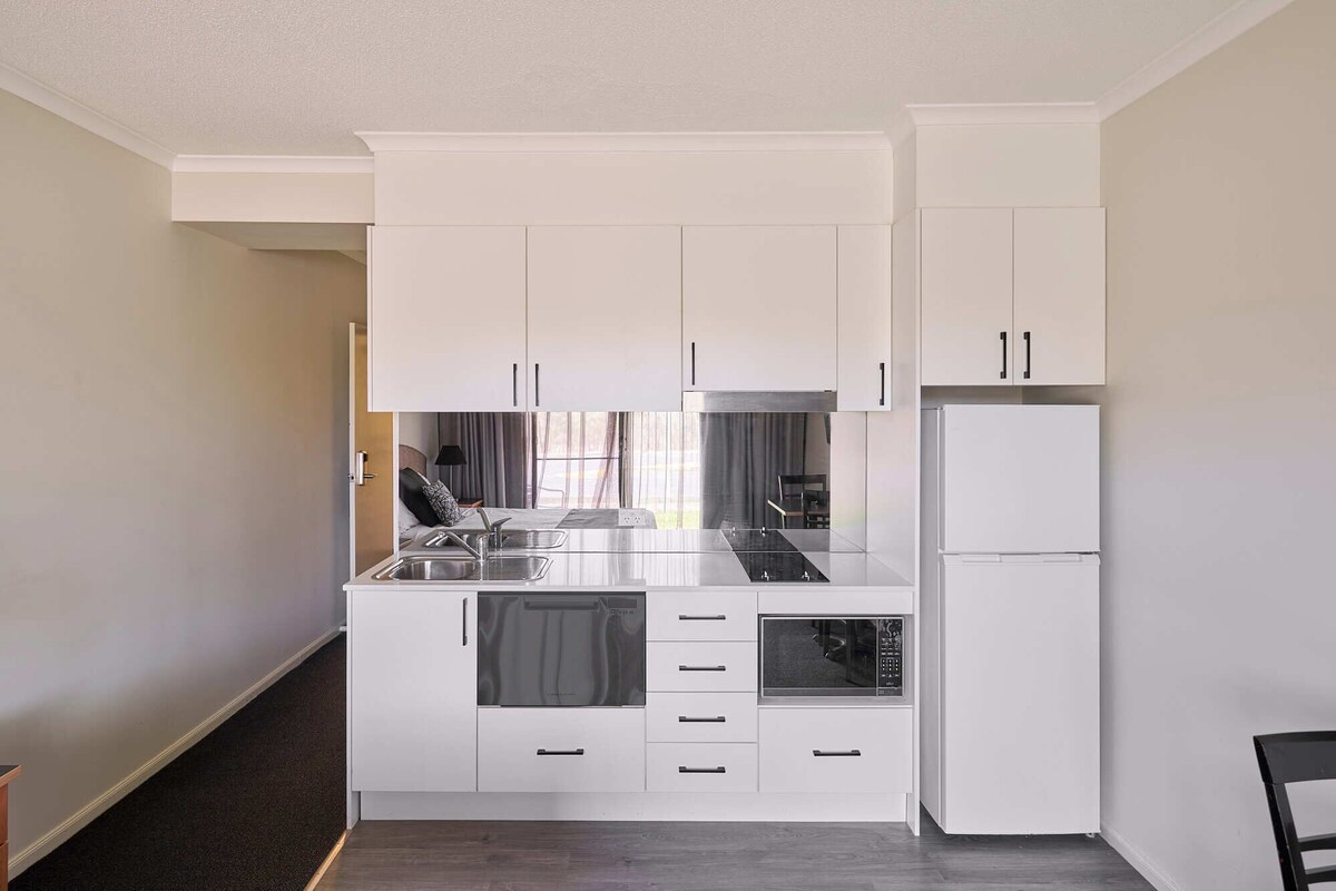 Abode Tuggeranong