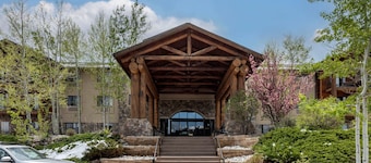Comfort Suites Golden West on Evergreen Parkway