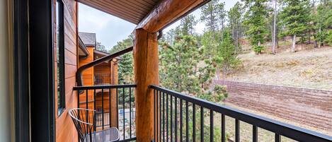 Suite, non-fumeur, balcon | Extérieur