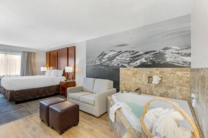 1 habitación, ropa de cama de alta calidad y escritorio 