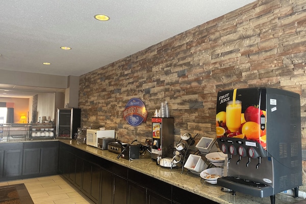 Free daily self-serve breakfast