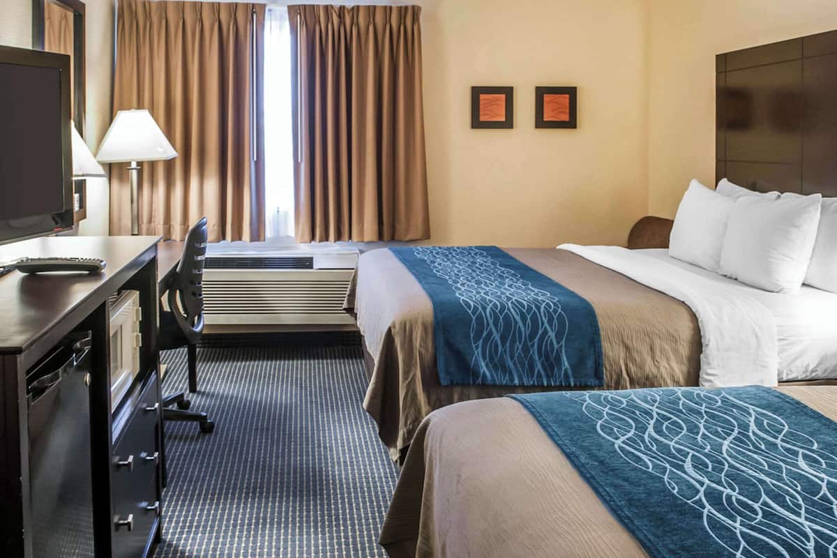 standard room, 2 queen beds, non smoking | egyptian cotton sheets, premium bedding, down duvets, pillow-top beds