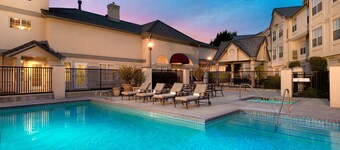 Residence Inn By Marriott Pleasanton