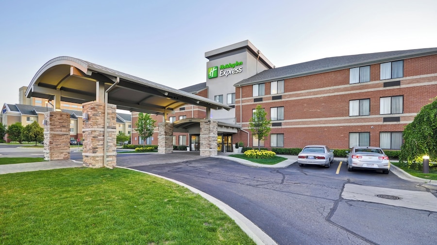 Holiday Inn Express Romulus / Detroit Airport by IHG