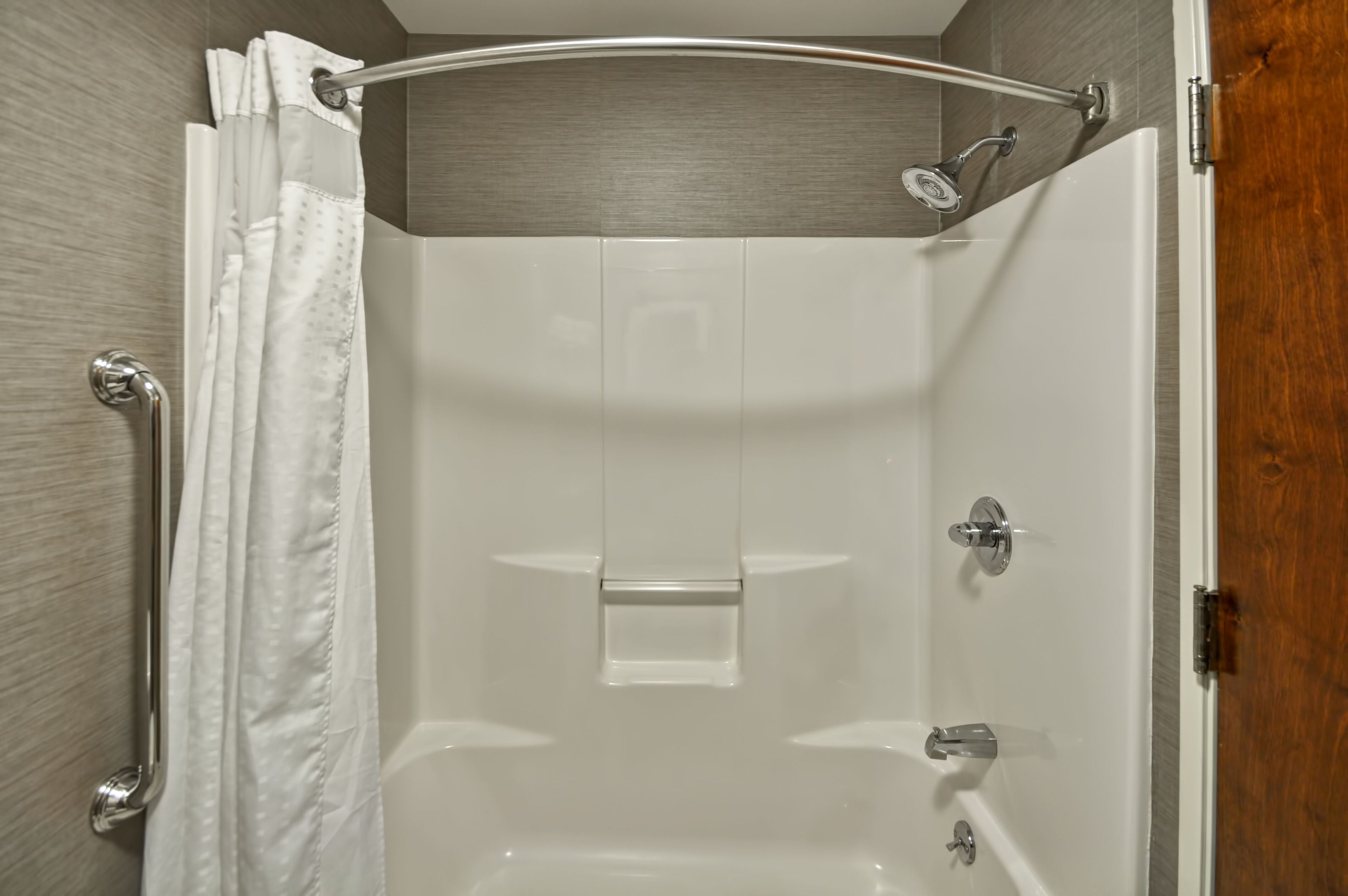 standard room, 2 queen beds | bathroom shower