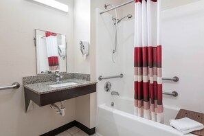 Free toiletries, hair dryer, towels, soap - Red Roof Inn Richmond, KY (Richmond)