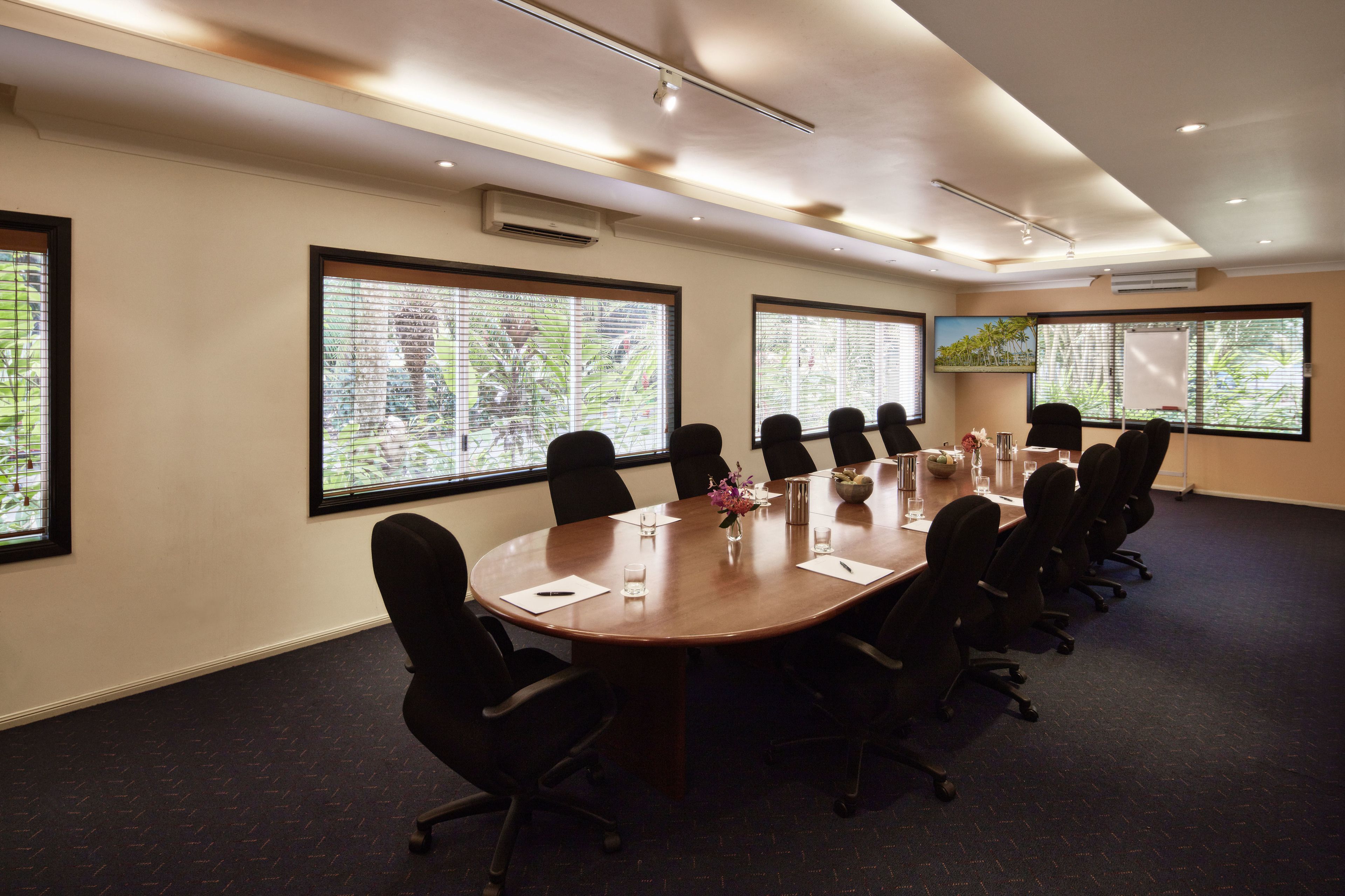 Alamanda Palm Cove by Lancemore — image 30