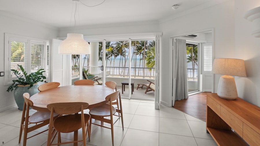 Alamanda Palm Cove by Lancemore