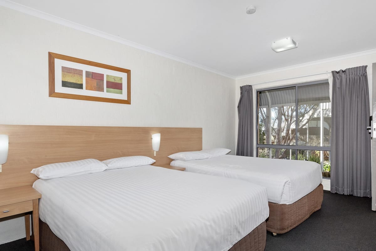 Superior Double Room, 2 Double Beds | 1 bedroom, blackout drapes, free cribs/infant beds, free WiFi