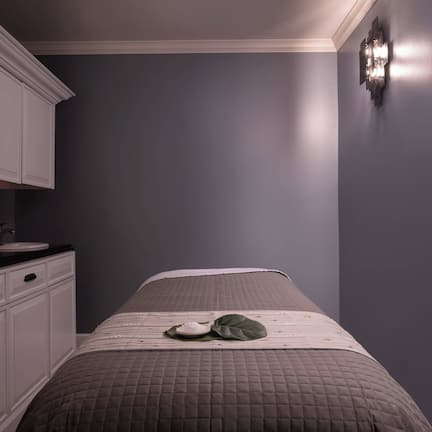 Couples treatment rooms, steam room, body treatments, hydrotherapy