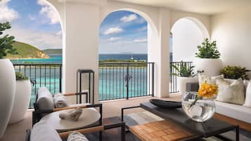 Premium bedding, in-room safe, desk, blackout curtains