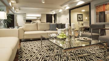 Ropa de cama de alta calidad, cubrecamas y colchones con efecto memoria