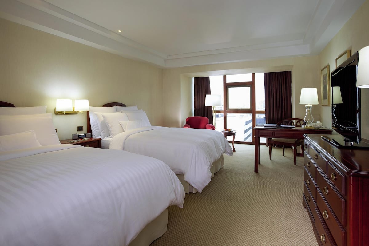 Premier Room, 2 Katil Kelamin (Double) | Peralatan tempat tidur premium, gebar bulu kapas, busa memori, bar mini