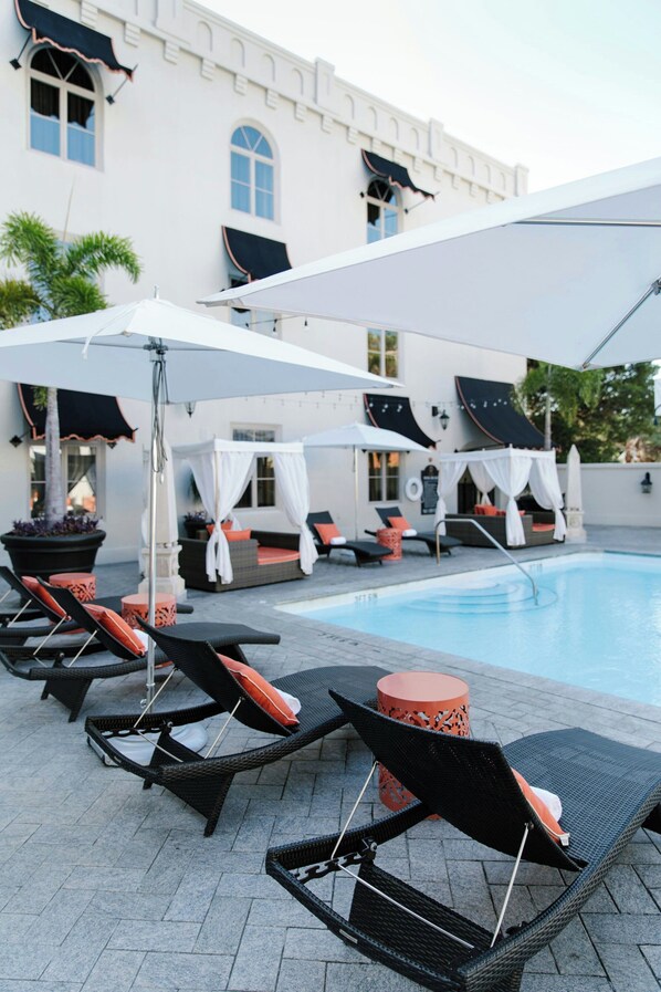 Outdoor pool, sun loungers