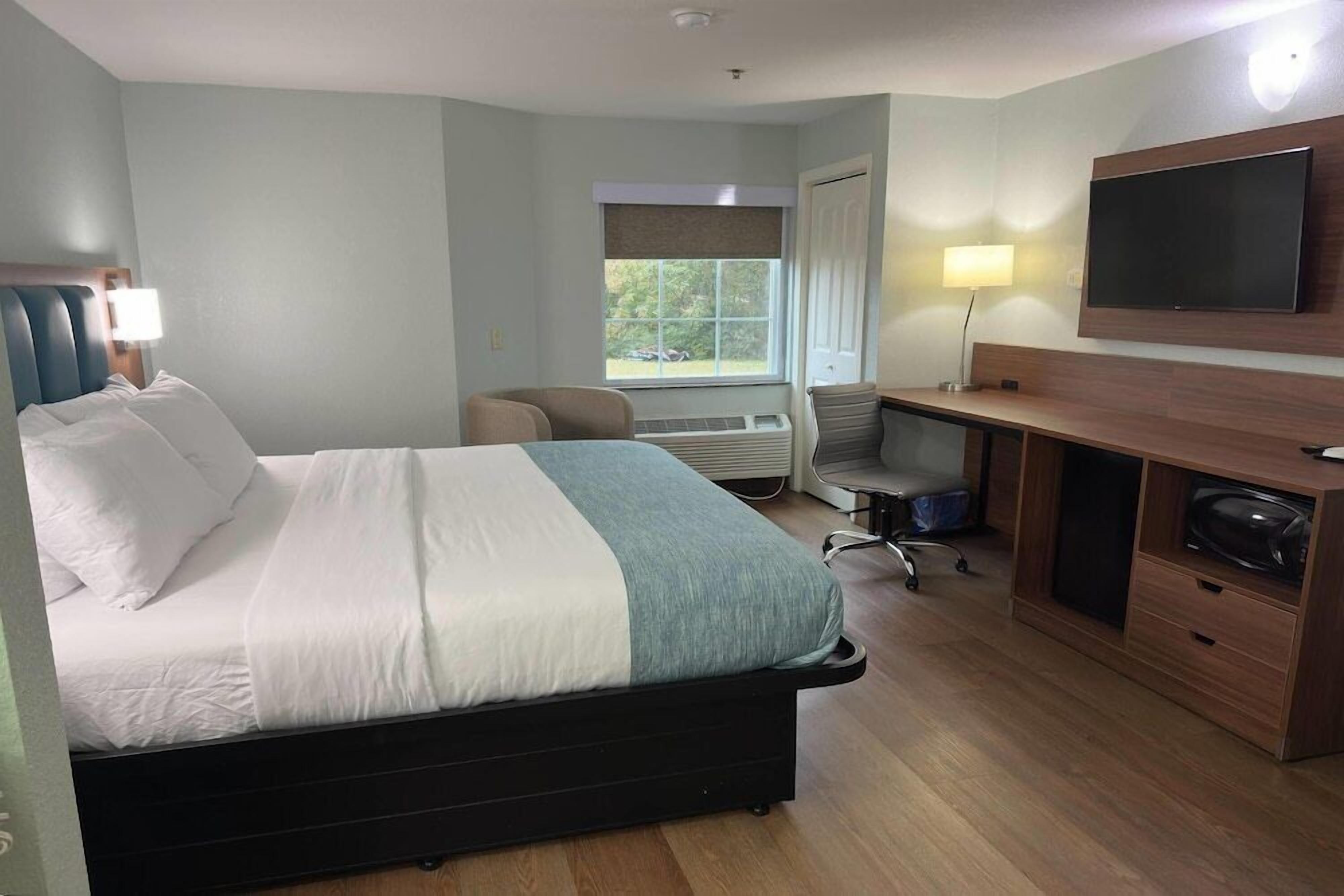 Egyptian cotton sheets, premium bedding, pillowtop beds
