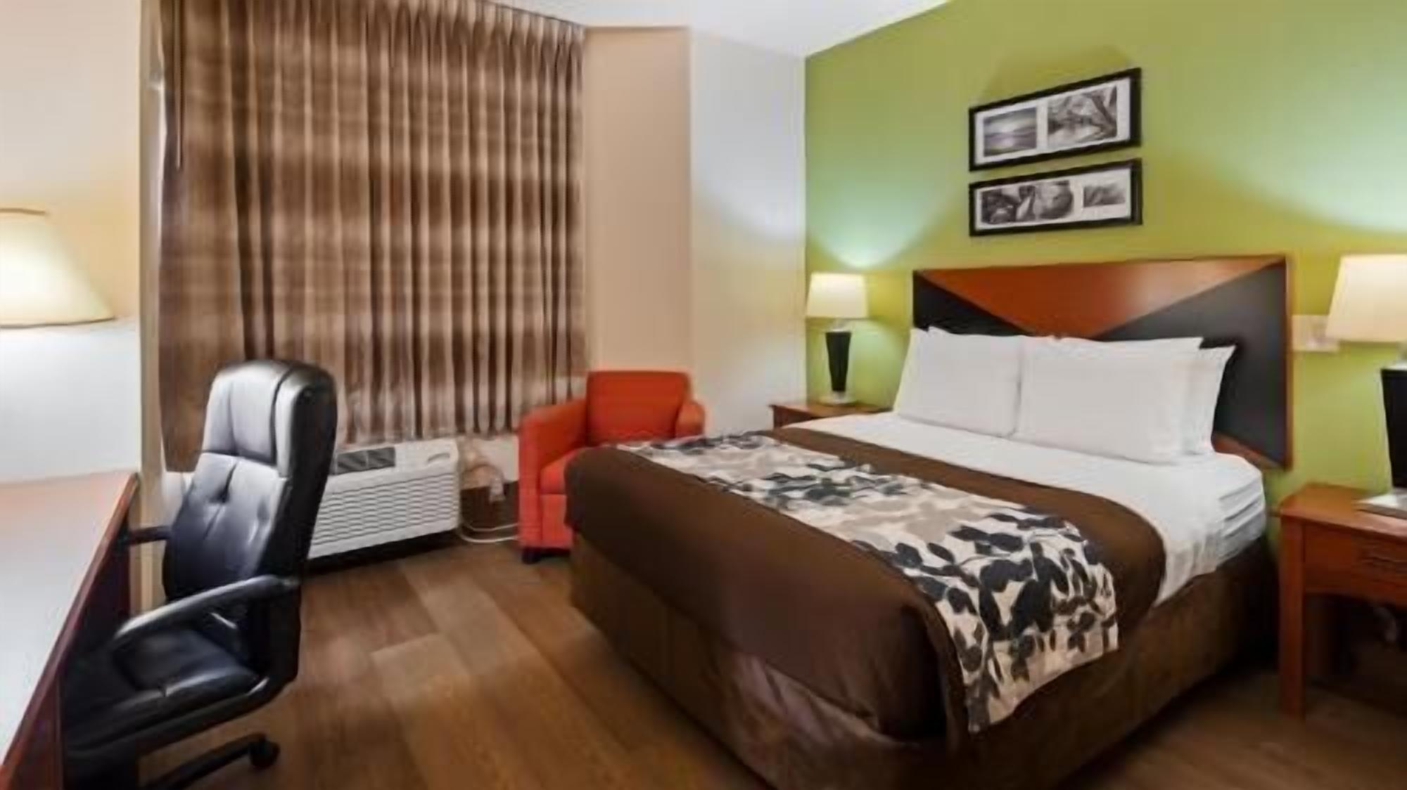 Egyptian cotton sheets, premium bedding, pillowtop beds