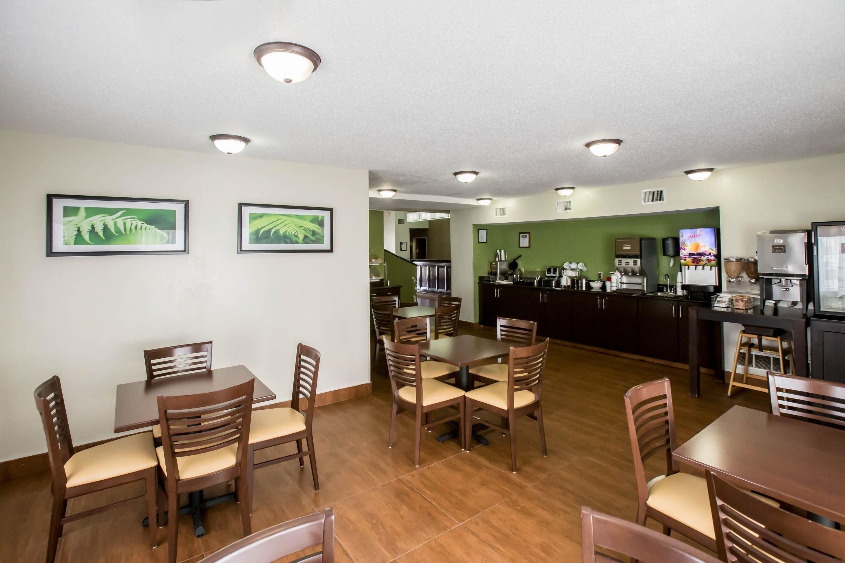 Photo - Sleep Inn Rockford I-90