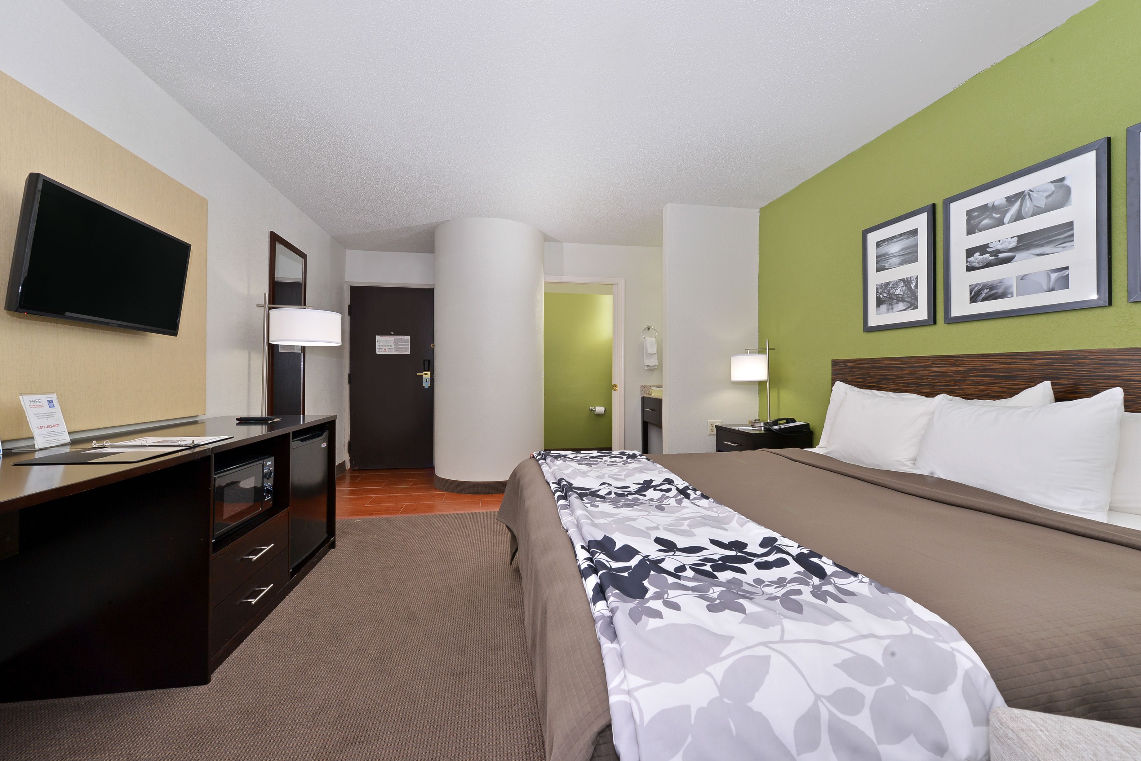 Photo - Sleep Inn Rockford I-90