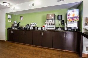 Petit déjeuner continental compris tous les jours