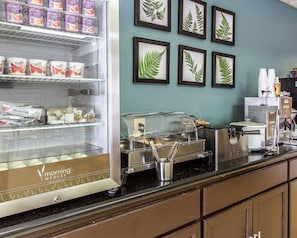 Free daily buffet breakfast