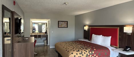 Free cots/infant beds, rollaway beds, free WiFi, bed sheets