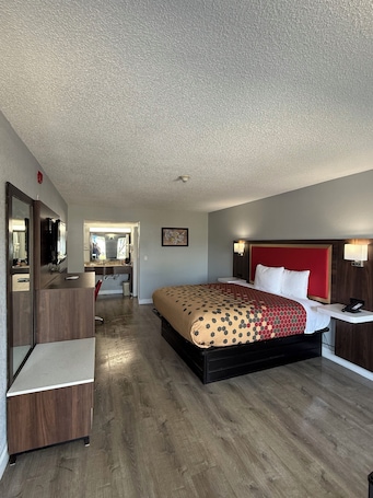 Cunas gratuitas, camas plegables/adicionales y wifi gratis . Econo Lodge Ruther Glen