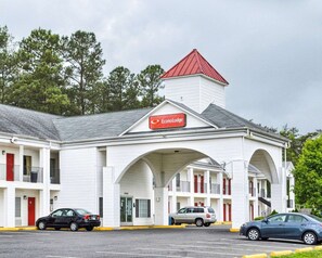 Exterior - Econo Lodge Ruther Glen (Ruther Glen)