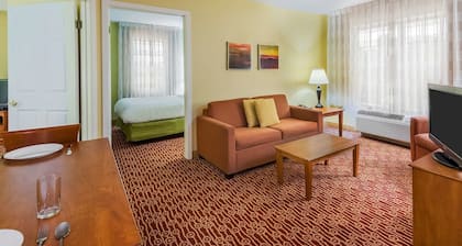Pine Bush Suites Albany University