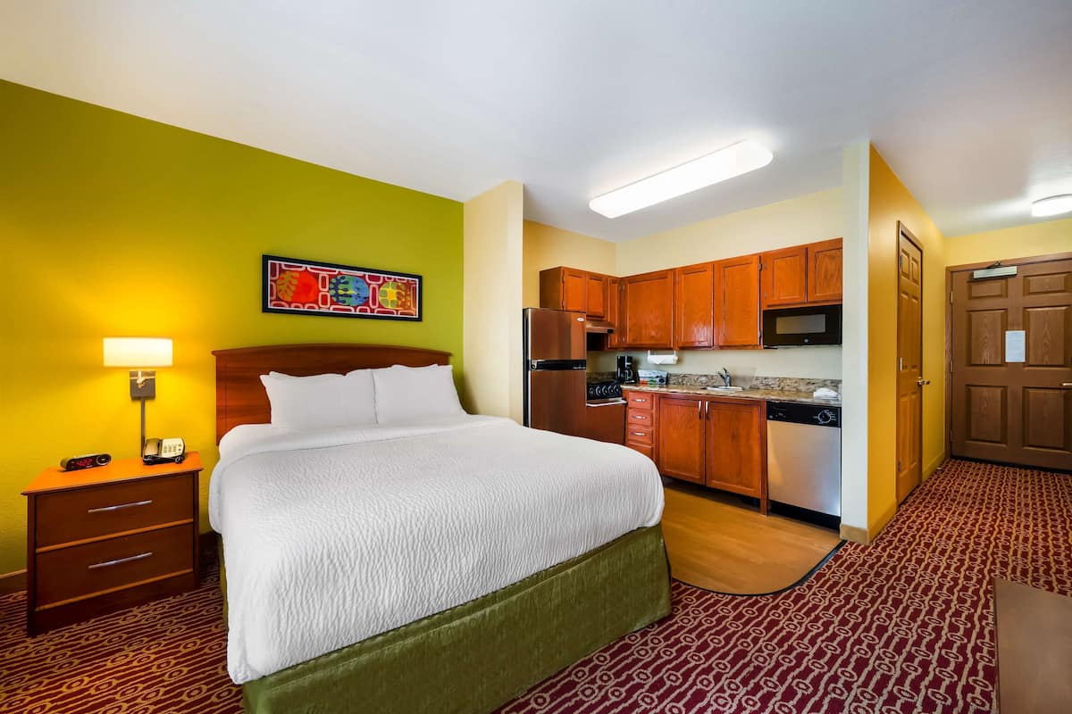 1 bedroom, desk, laptop workspace, iron/ironing board