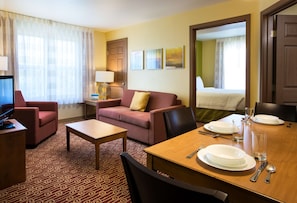 Suite, Multiple Beds (Two Bedroom) | Room amenity