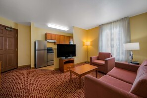 Desk, laptop workspace, iron/ironing board, free WiFi