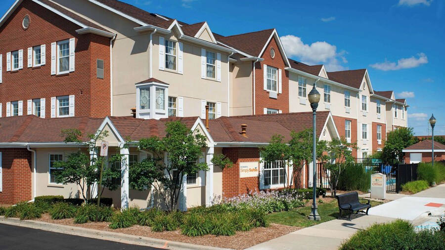 Sonesta Simply Suites Detroit Novi