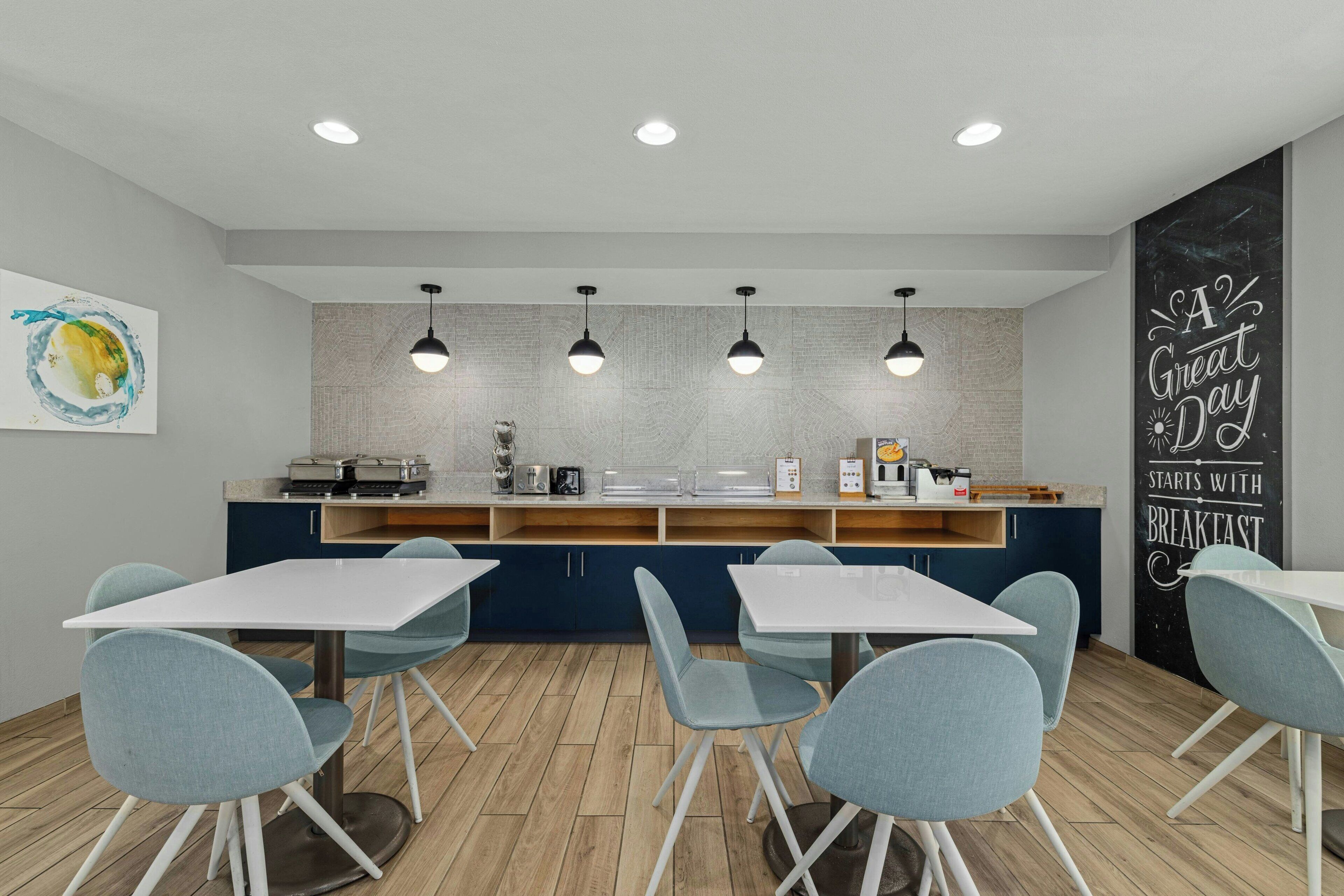 Free daily continental breakfast