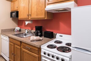 1 bedroom, in-room safe, desk, laptop workspace