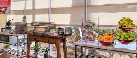 Free daily buffet breakfast